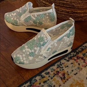 Floral Slip-On Platforms